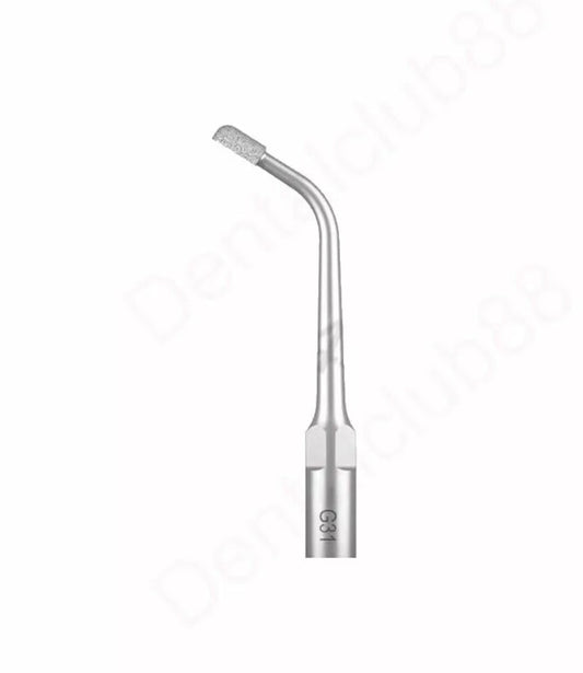 LD 31punta con irrigacion para preparacion de la cavidad en Mesial